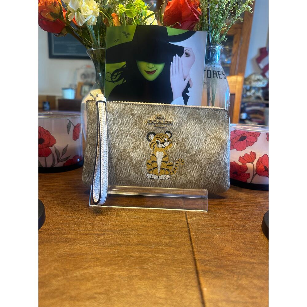 Coach Signature Canvas Year of the Tiger 2022 Wristlet Rare EUC